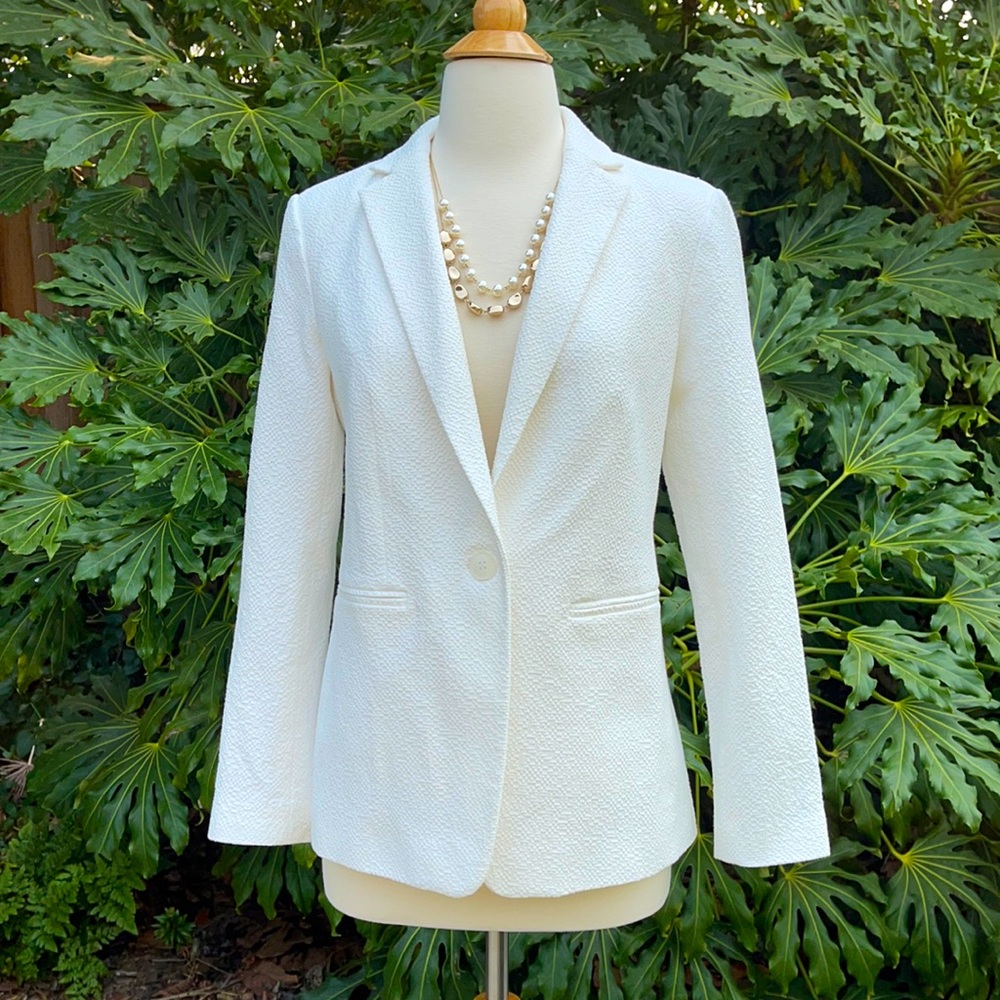 Ann Taylor White Textured One Button Blazer